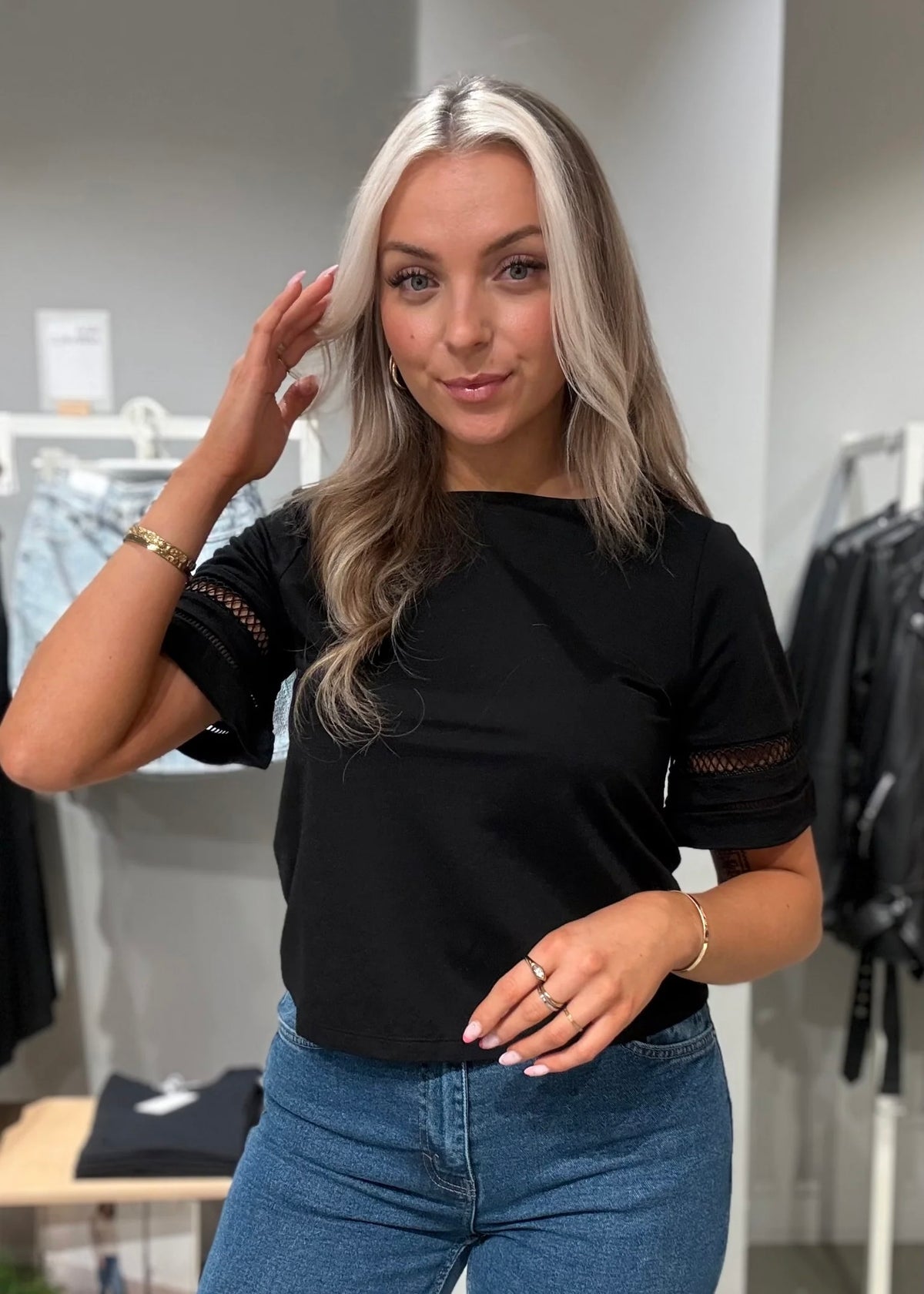 T-shirt Virirna, svørt