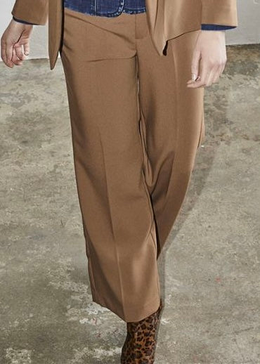 Buksur Suzanne 6578, myrkt sand