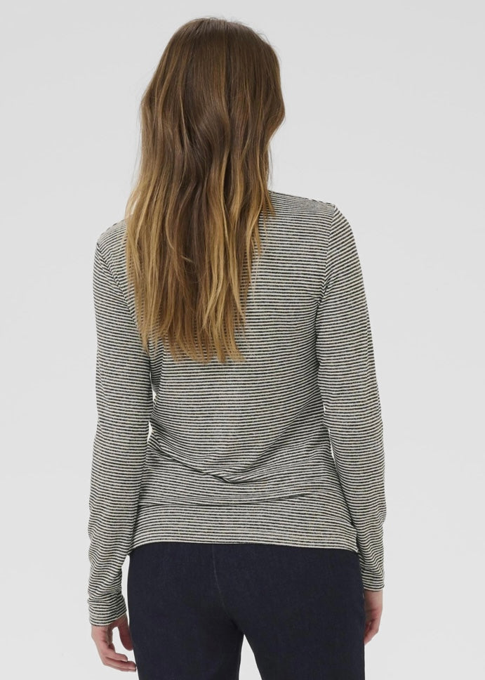 Blusa Alexandra, svørt við hvítum strípum