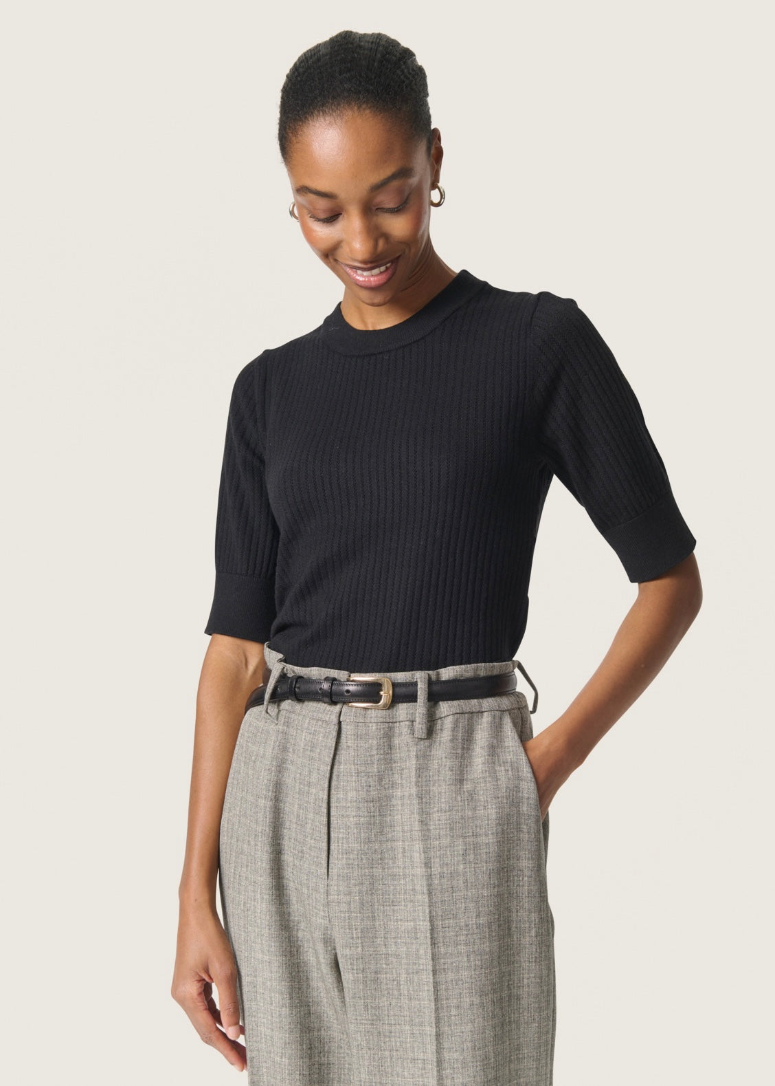 Blusa Spina Tee, svørt