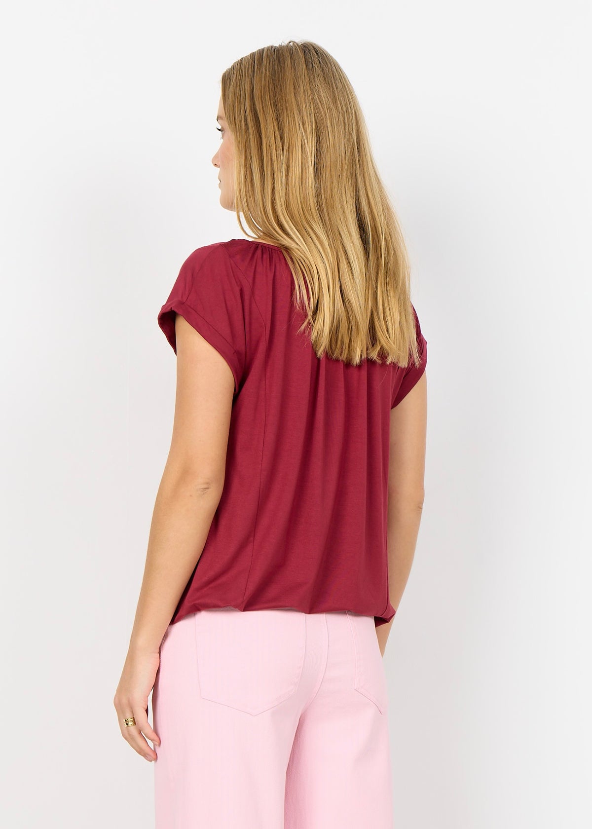 Blusa Marica 4, myrkareyð