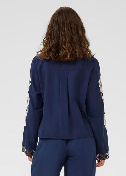 Skjúrta Breezy, blá