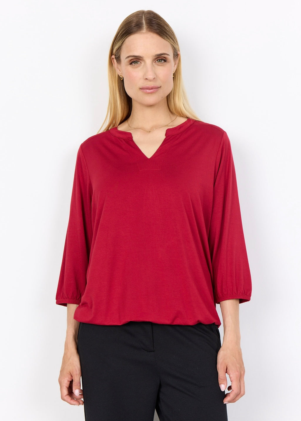 Blusa Marica 338, reyð