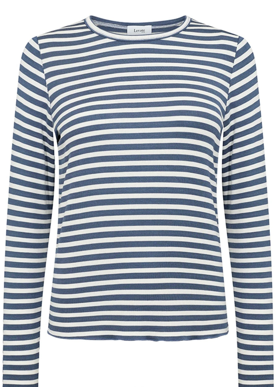 Blusa Ika 11, við bláum strípum