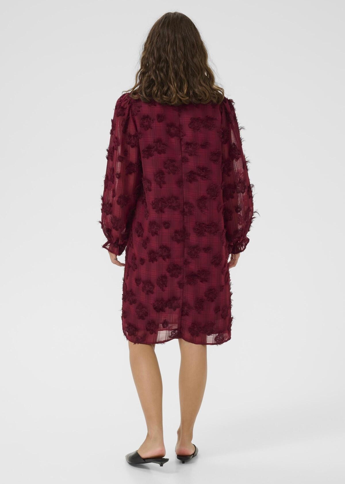 Kjóli Beannie, myrkareyður