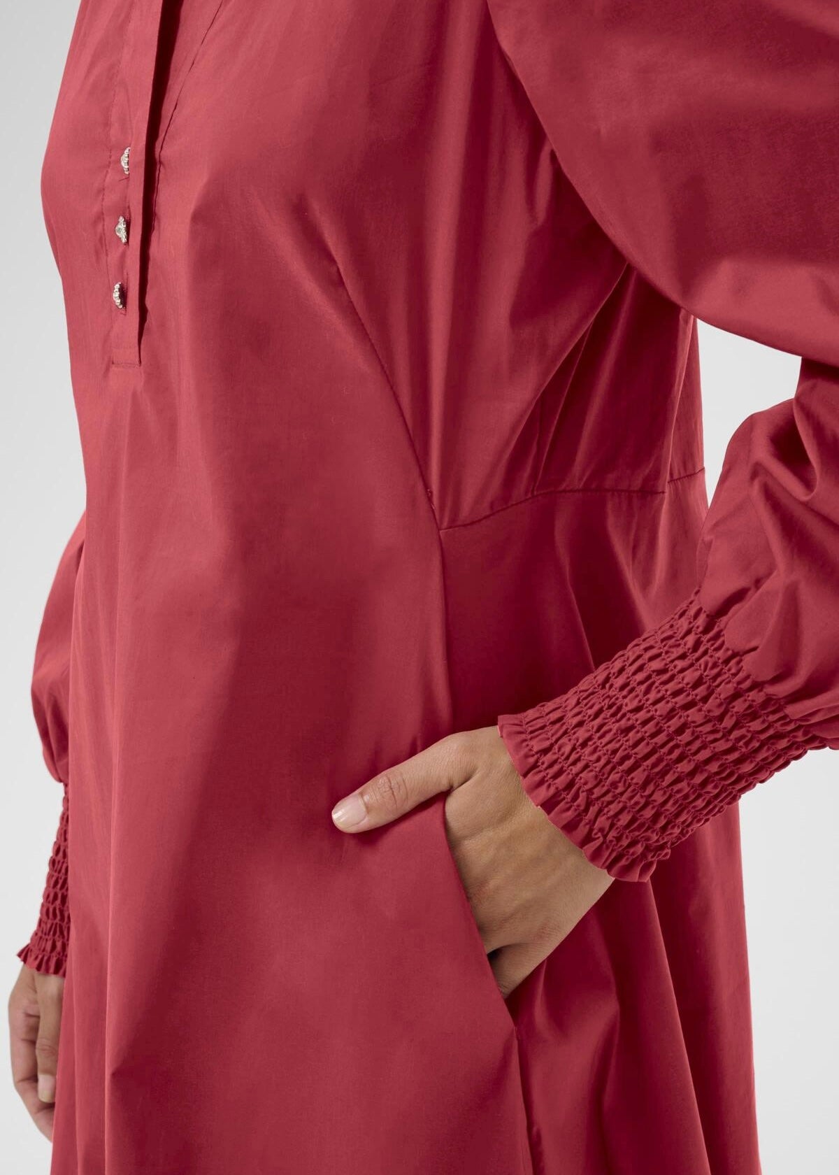 Kjóli Loretta Antoinett, reyður