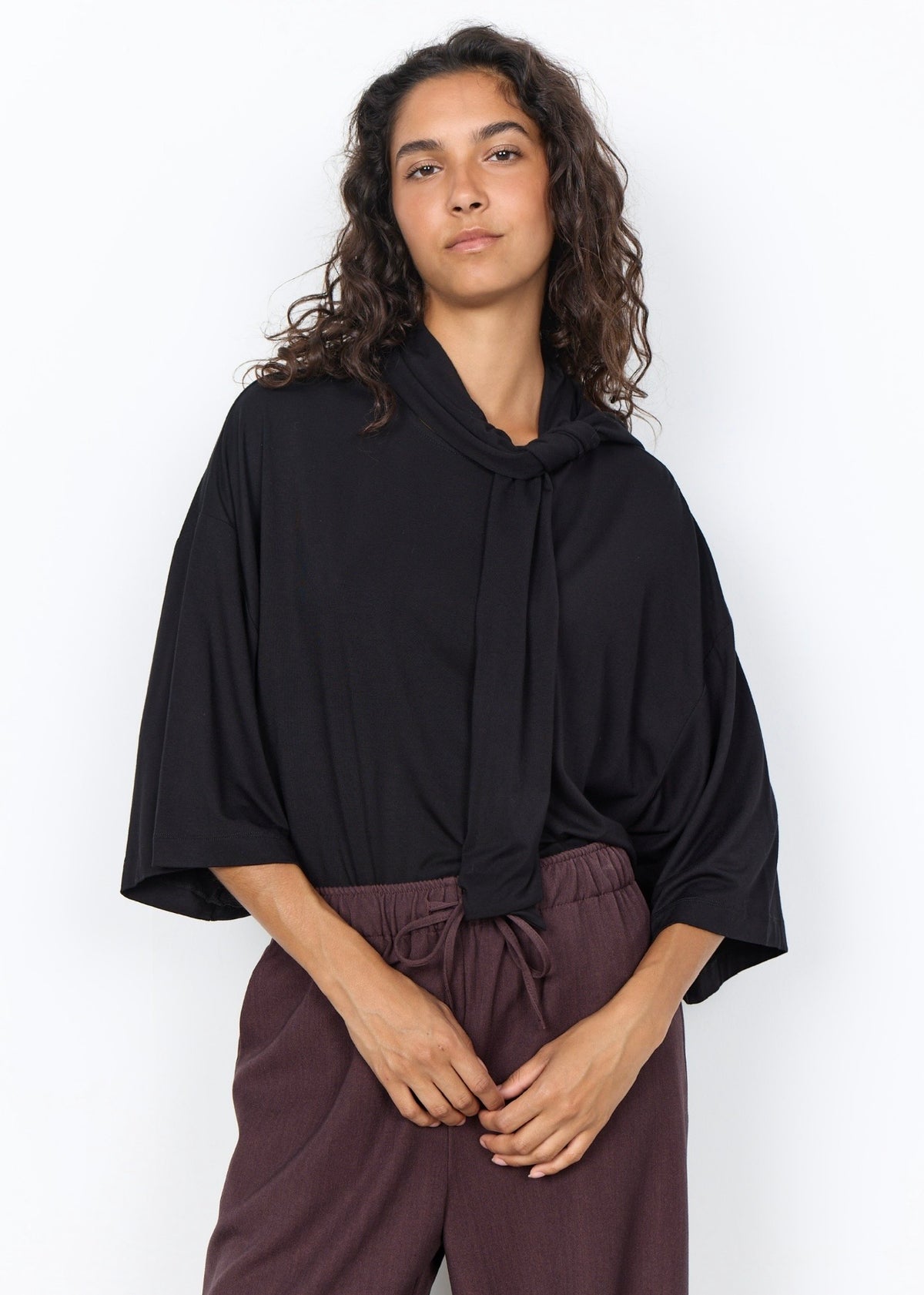 Blusa Marica 367, svørt