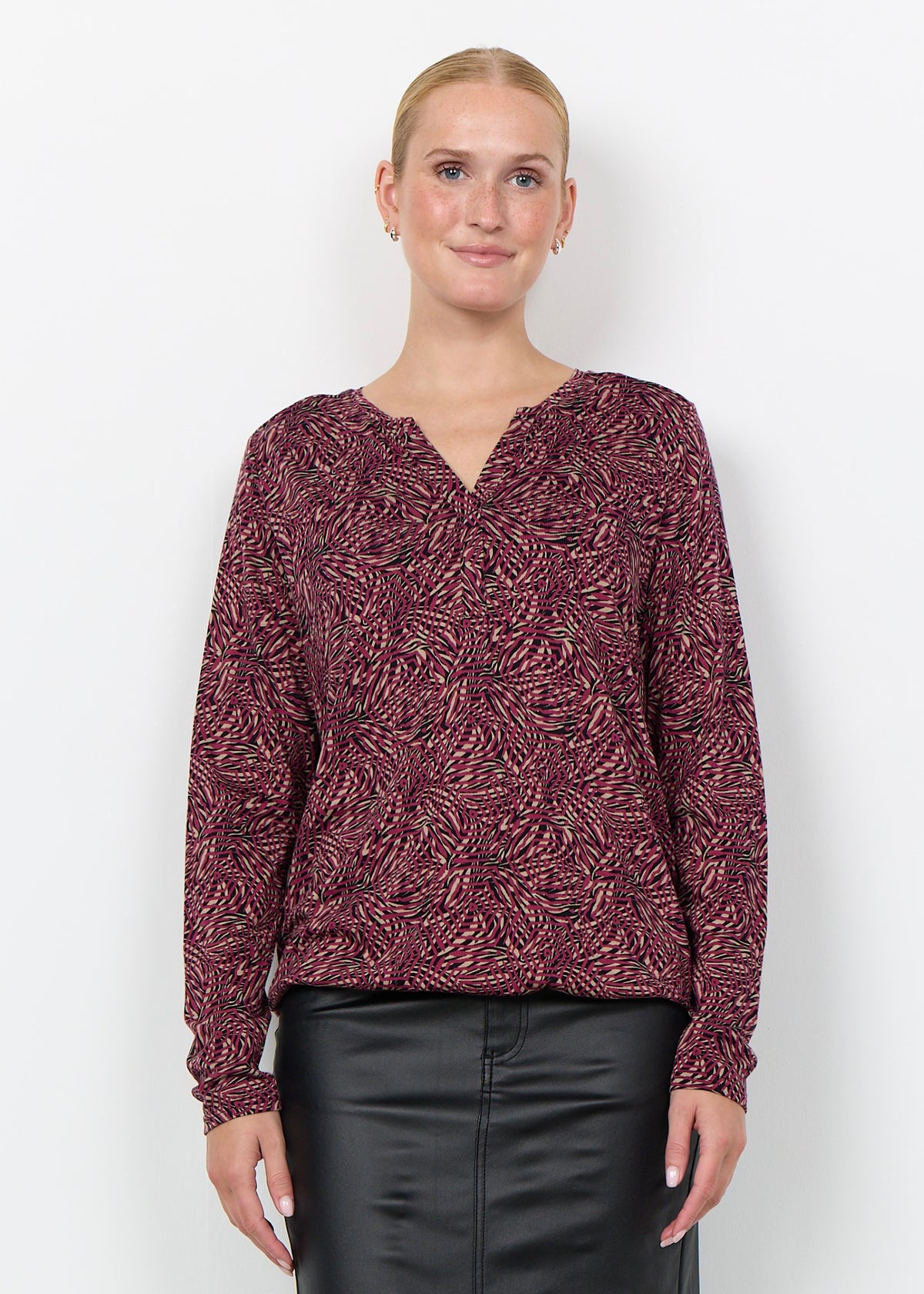 Blusa Felicity 559, myrkareyð